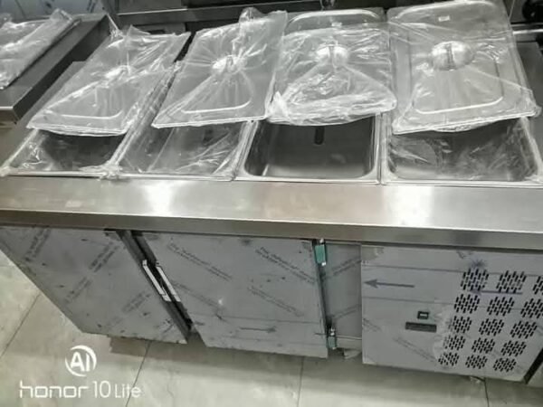 ثلاجة سلاطات مفتوحة 150في70في85 محلي الصنع وحدة امبراكو ايطالي